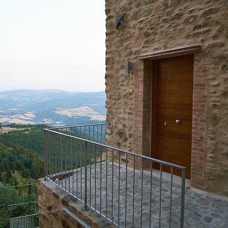 Le Radici Delle Nuvole Hotel Cairano Luaran gambar